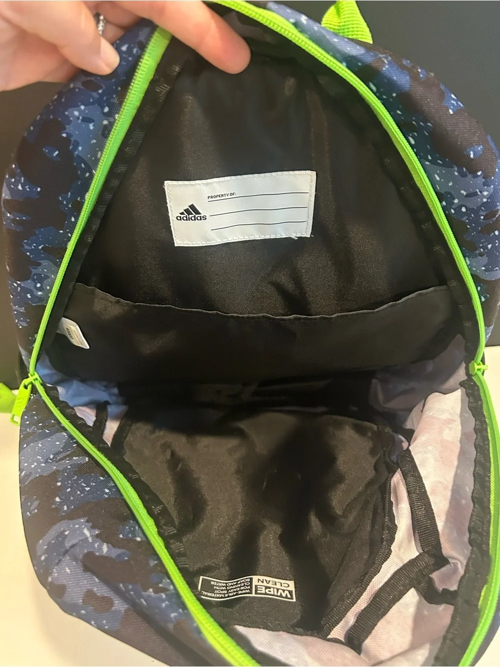 adidas features eye